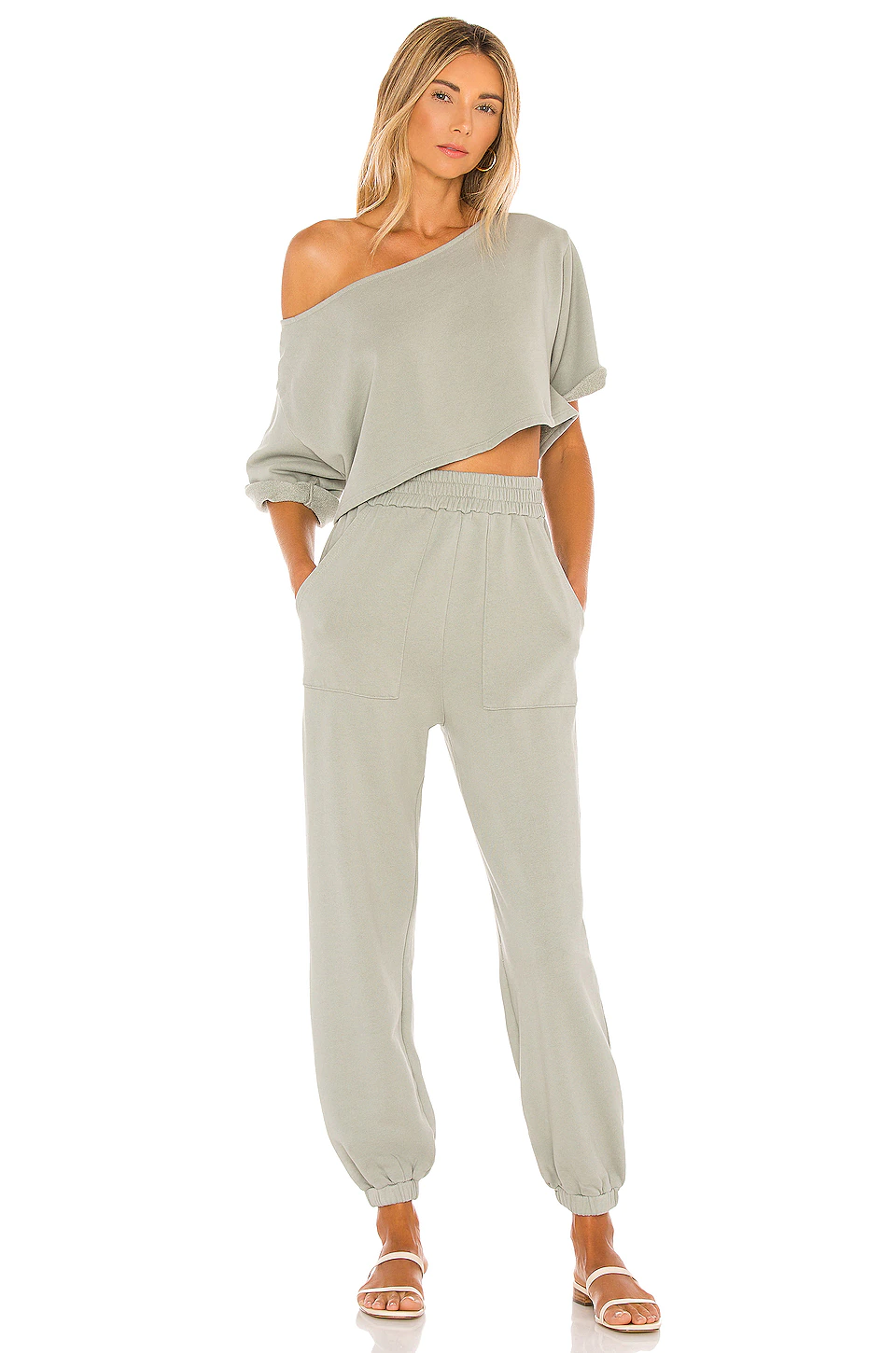 Lovers And Friends Pocket Jogger In Sage Green 6 Lovers And Friends Pocket Jogger In Sage Green - Image 4